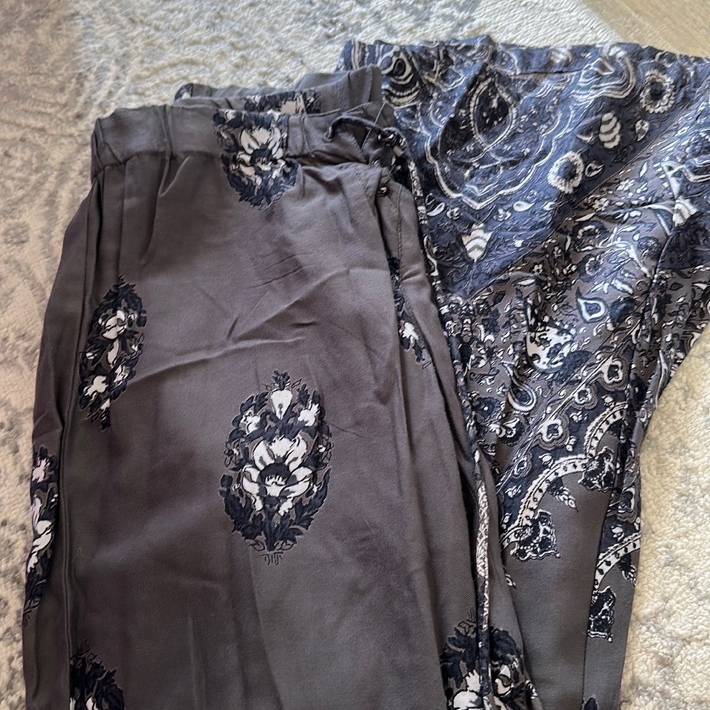 Billabong printed flowy pants